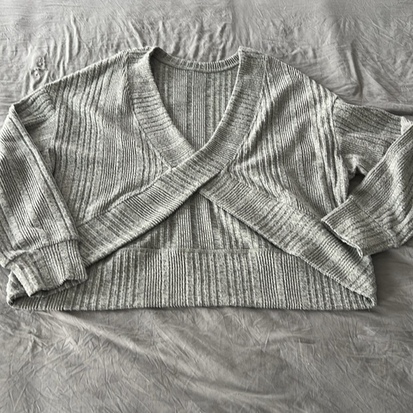 SHEIN Grey Oversized Criss Cross Open Back Sweater - Picture 2 of 3